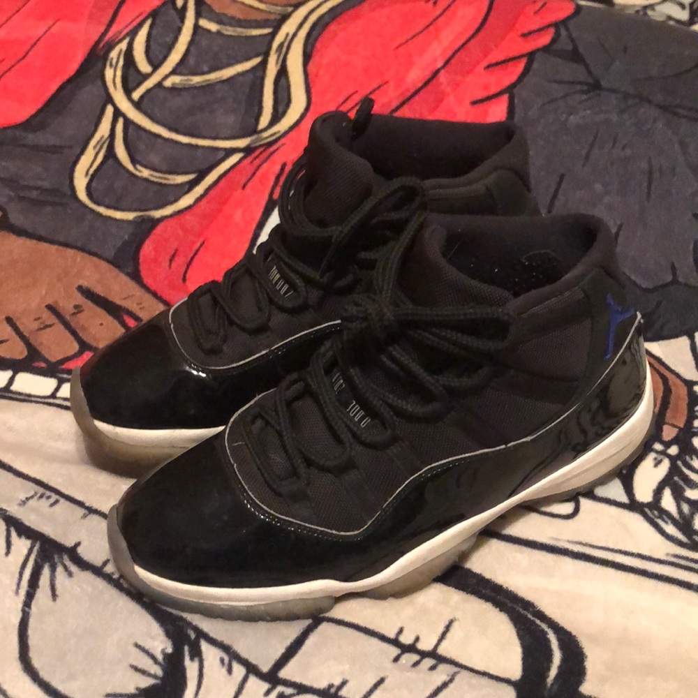 Jordan Space Jam 11 Retro